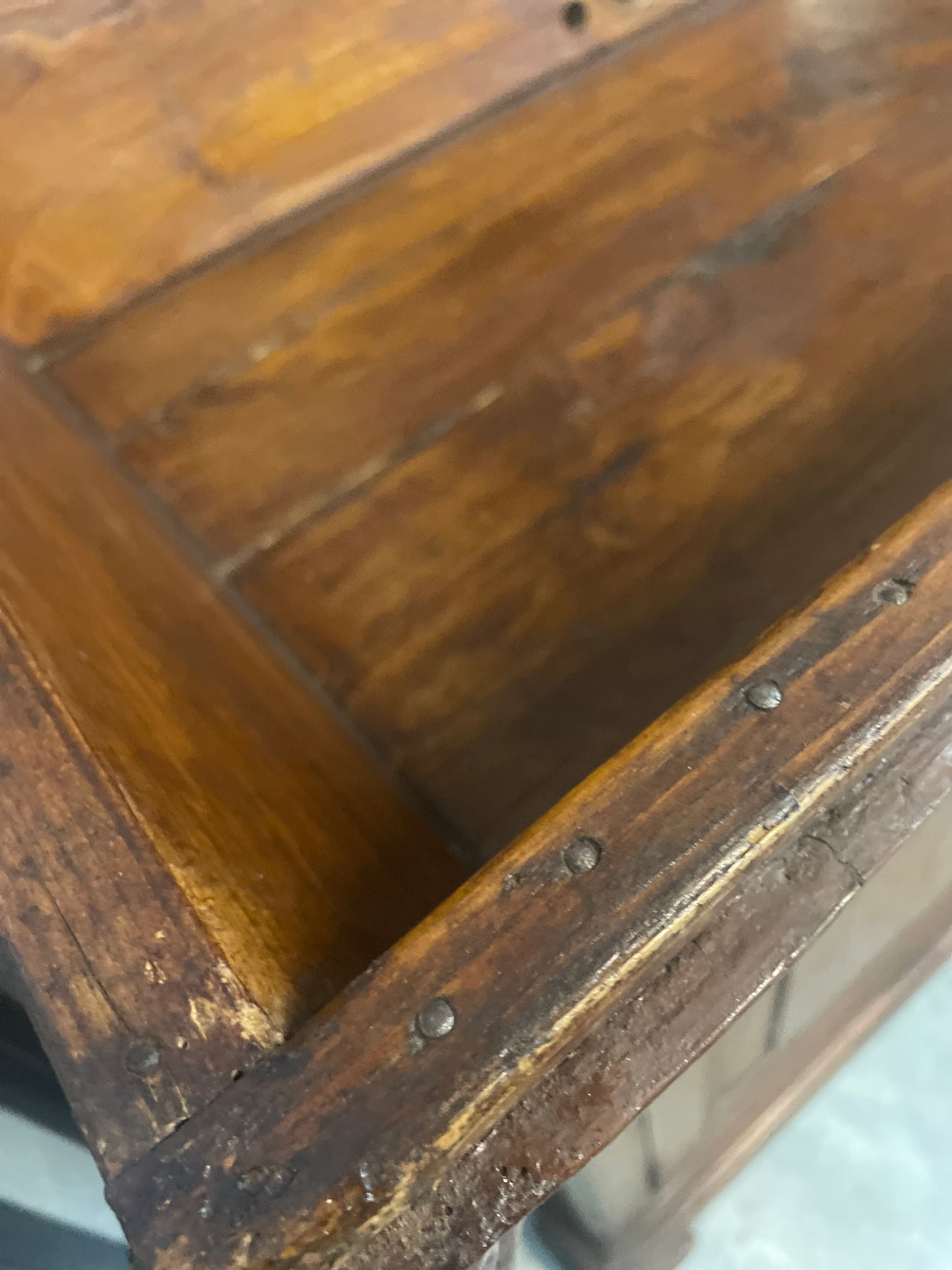 Italian Dough Rising Table