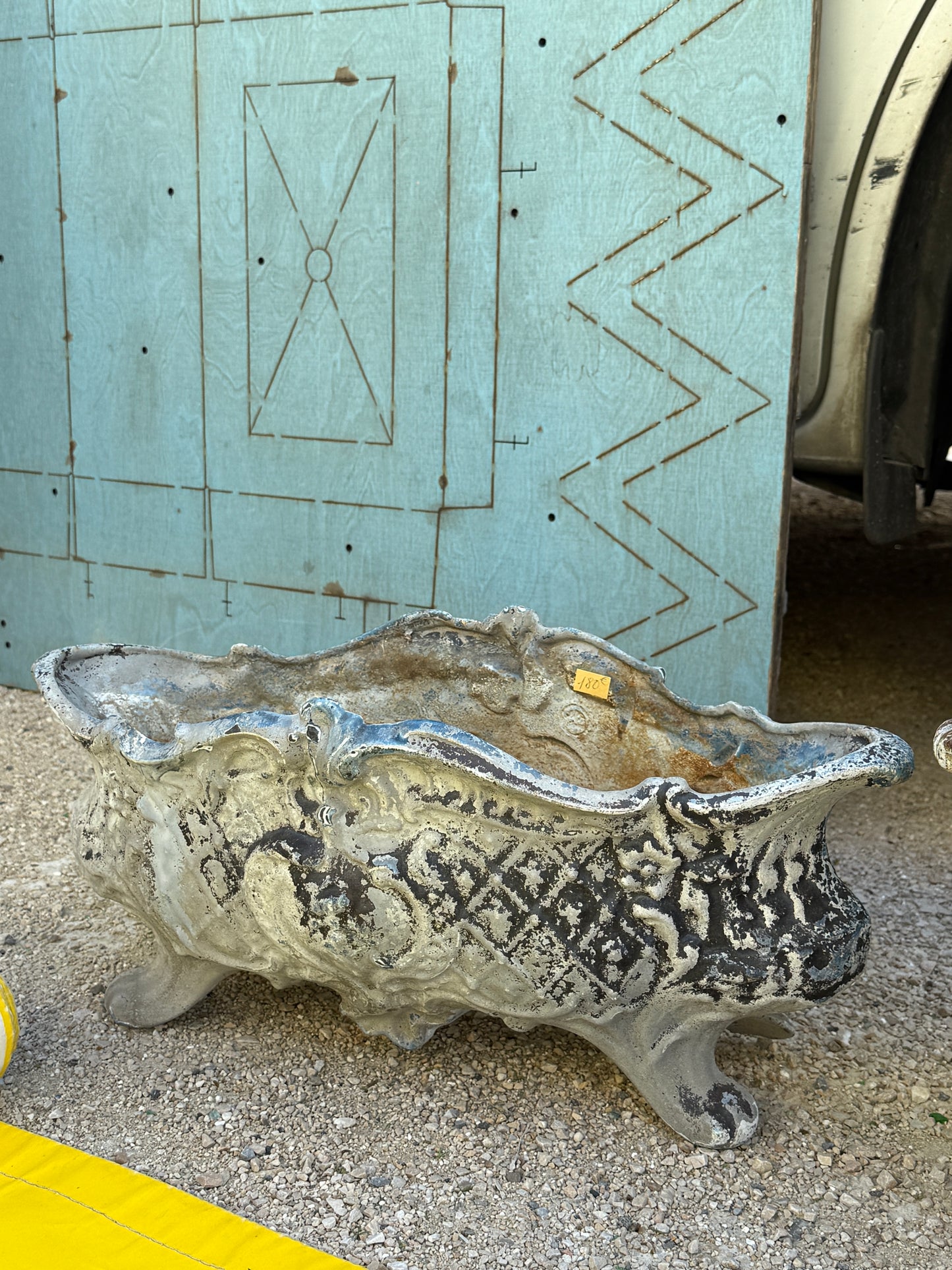 Cast Iron French Jardiniere Medium / Light colours