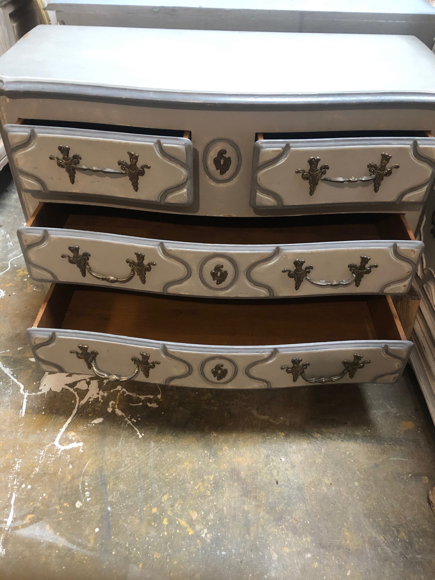 Italian Chest of Drawers