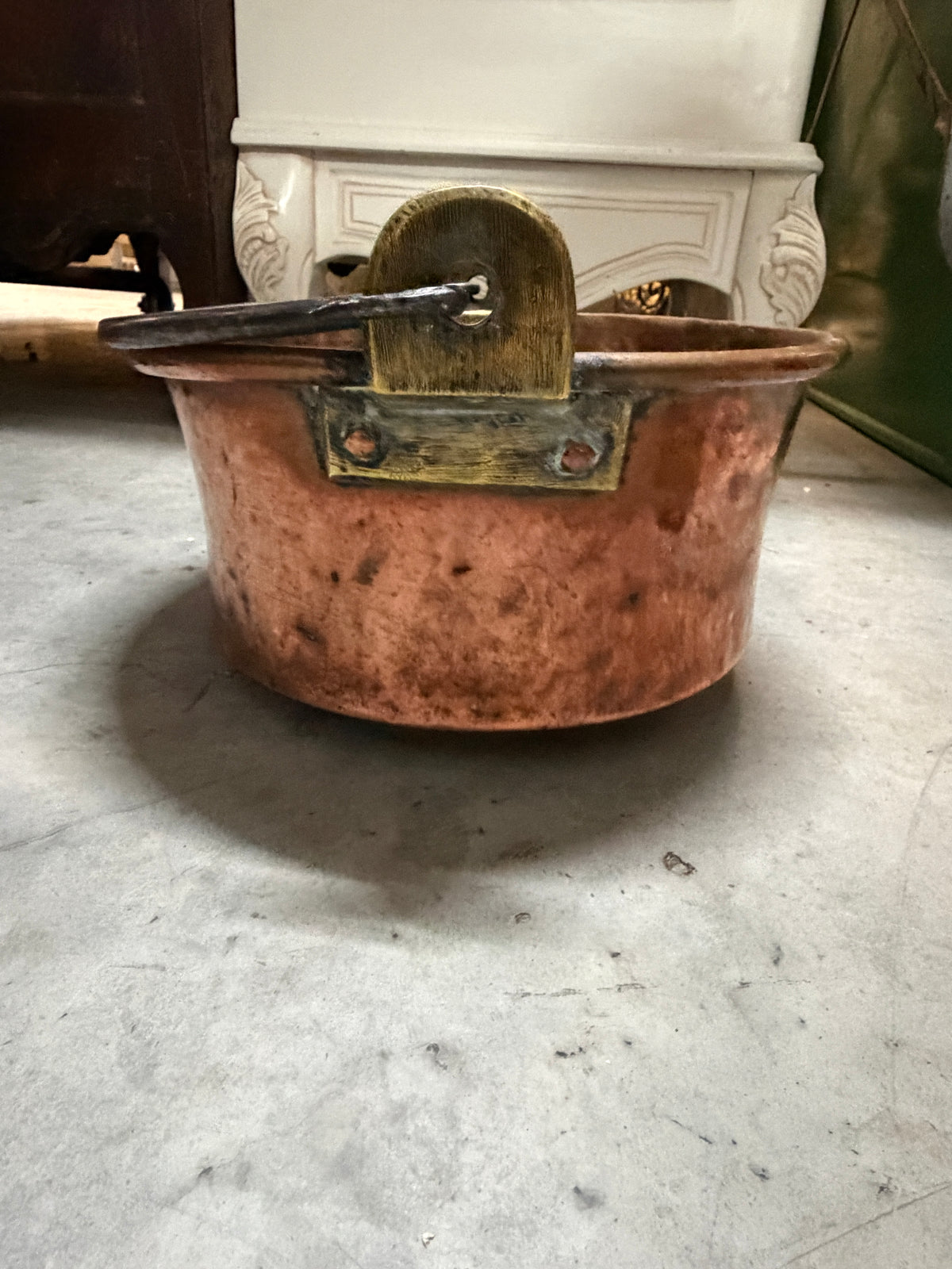 Antique Copper Pot with Iron Swing Handle