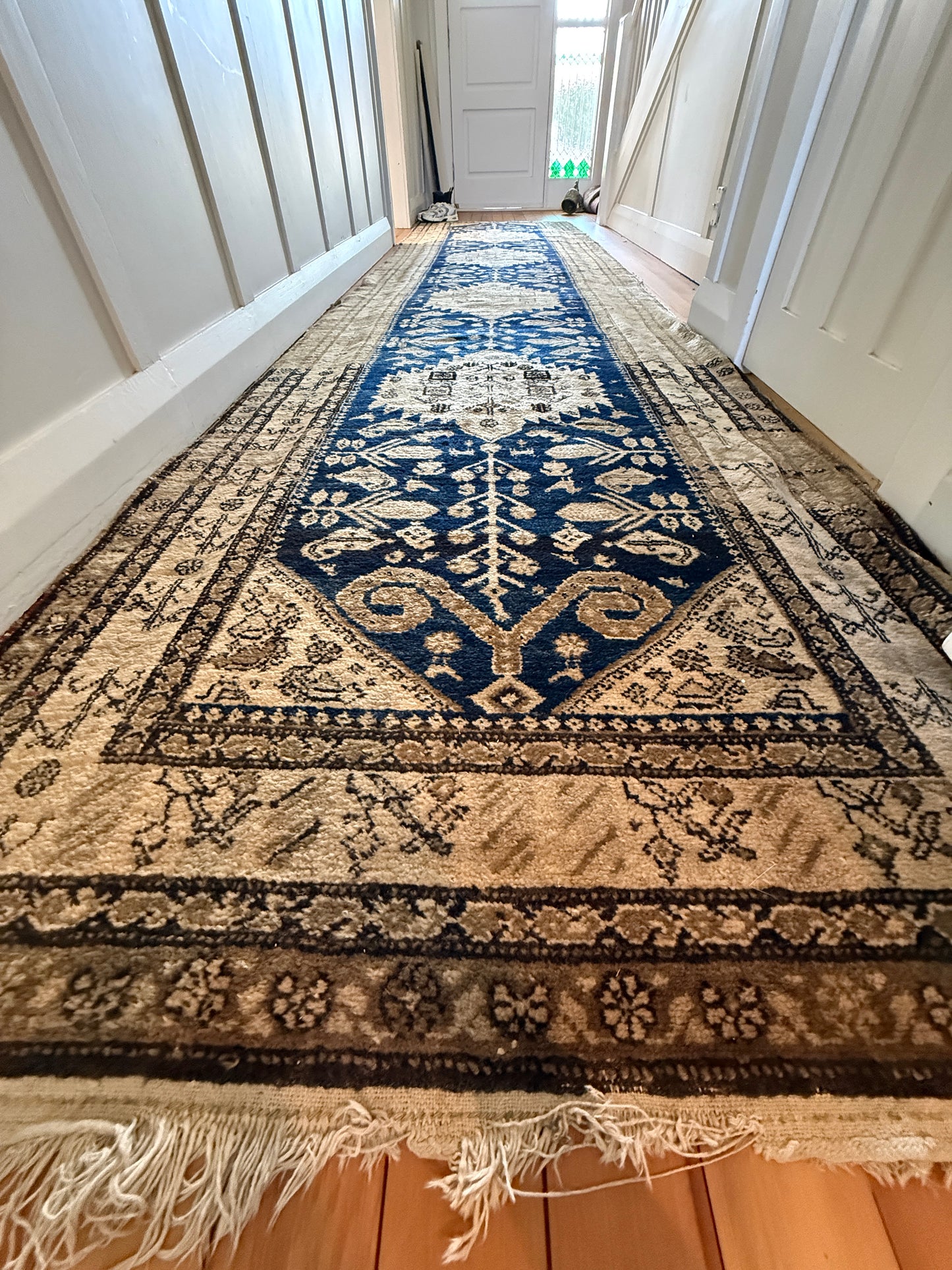 Antique French Sourced Wool Runner — c.1900–1920 | 5.0m Indigo Botanical Motif
By
