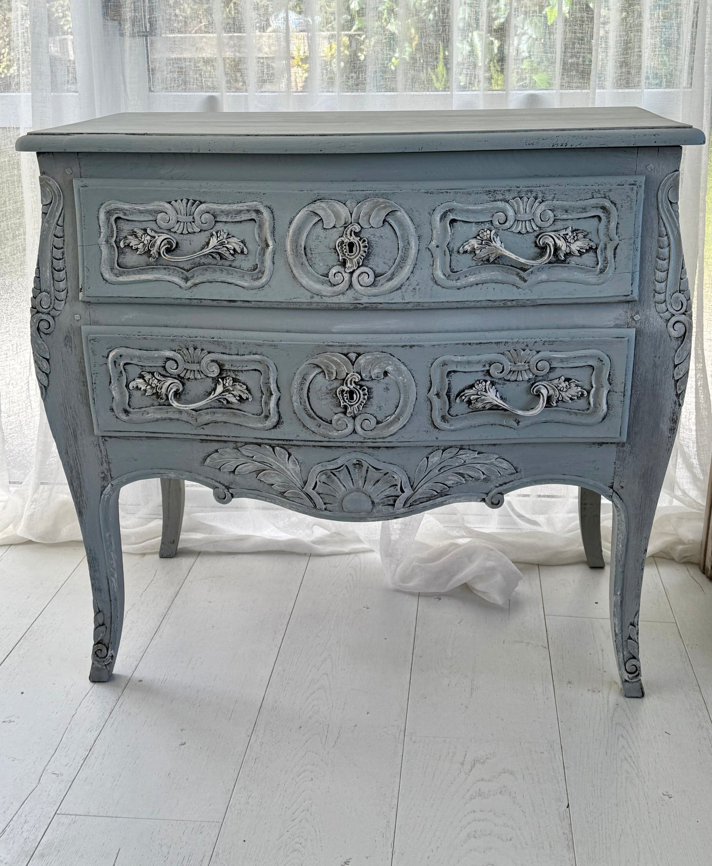 French Oak Dresser with Appliqué