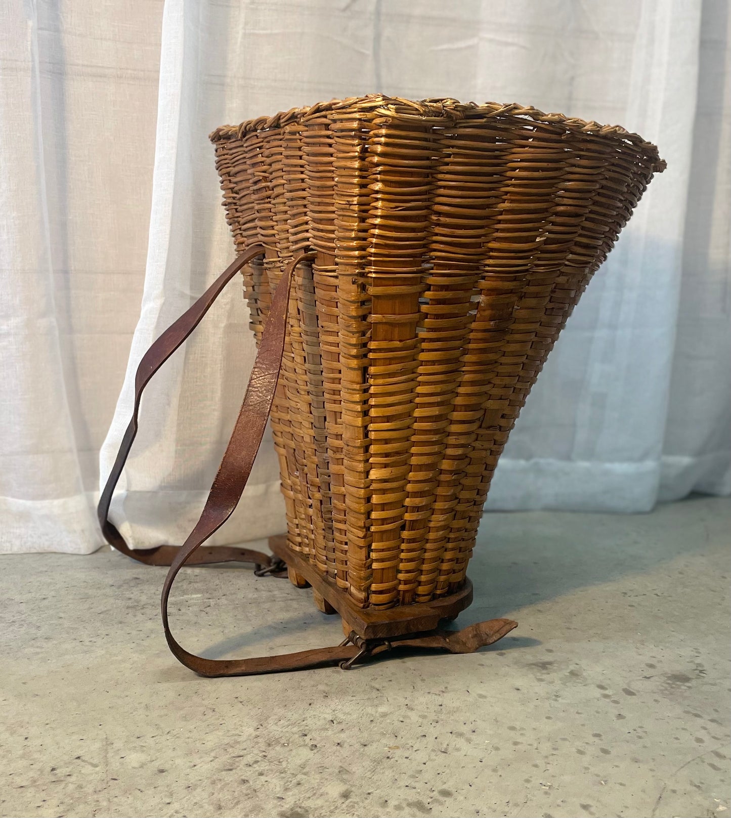 French Harvest Basket rattan