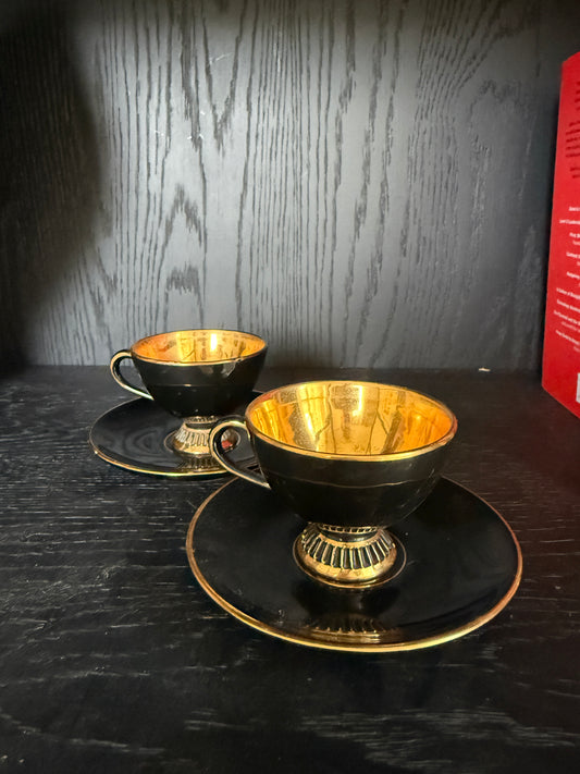 Mid Century Venetian Porcelain Cups & Saucers