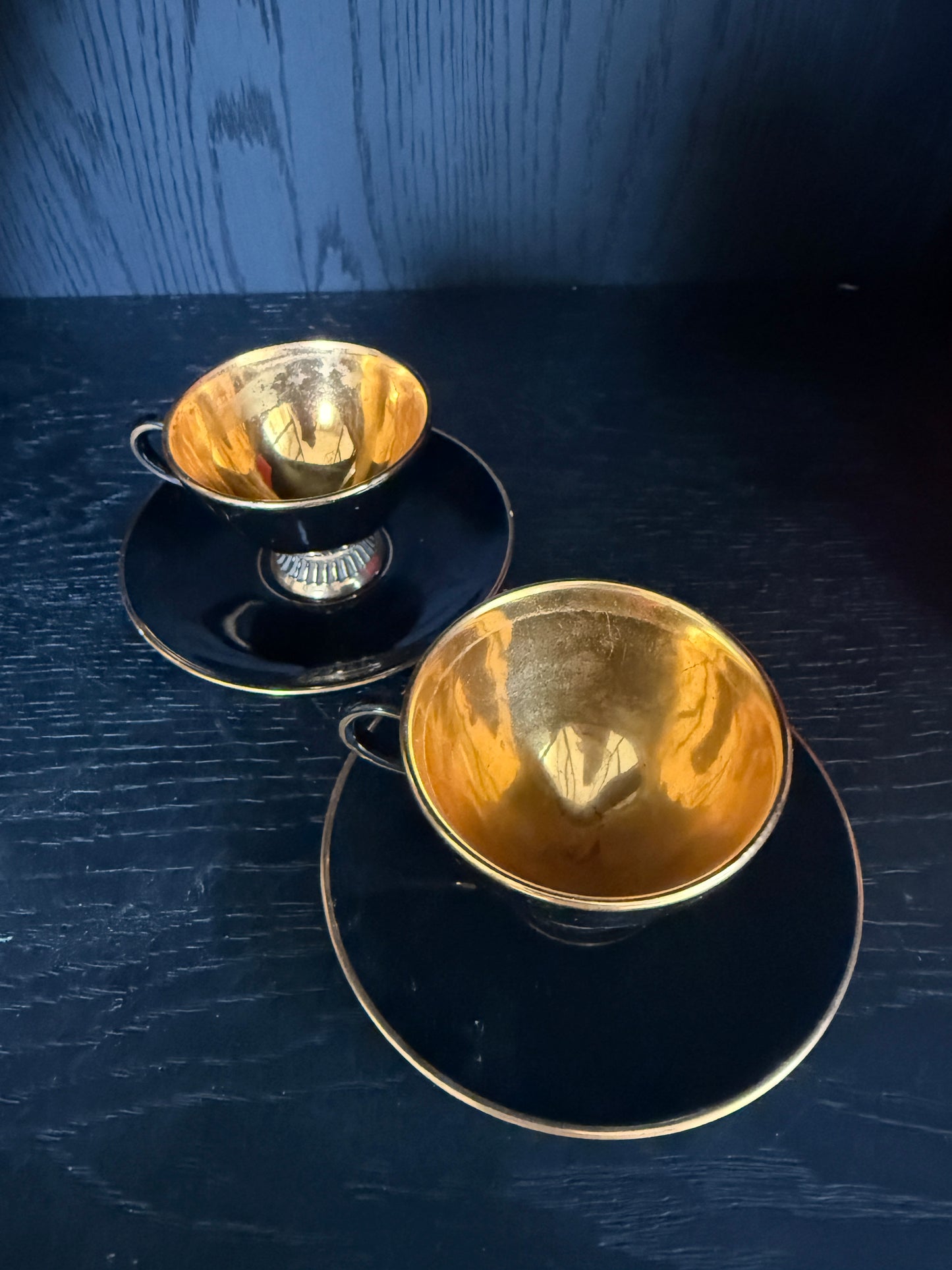 Mid Century Venetian Porcelain Cups & Saucers