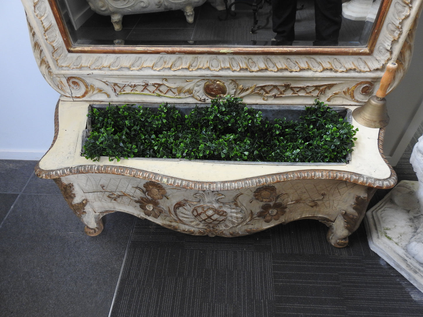 Italian Spechhio Fiorera-Mirror with Planter Box